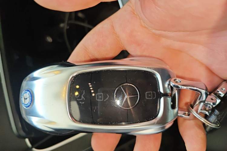 Used Mercedes-Benz C-Class 2020 C 260 L Sport Edition Vehicle Key
