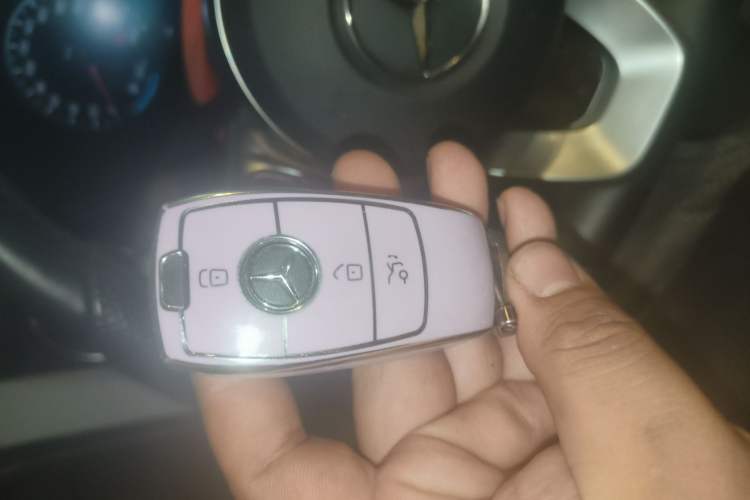 Used Mercedes-Benz C-Class 2020 C 200 L Fashion Edition Sport Version Vehicle Key