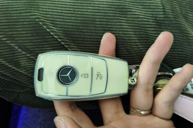 Used Mercedes-Benz C-Class 2020 C 260 L Sport Edition Vehicle Key