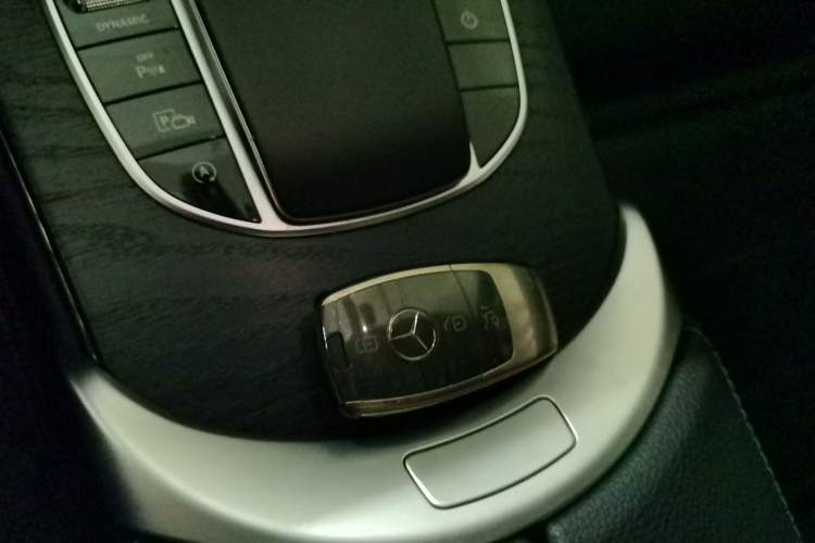 Used Mercedes-Benz C-Class 2020 C 260 L Sport Edition Vehicle Key