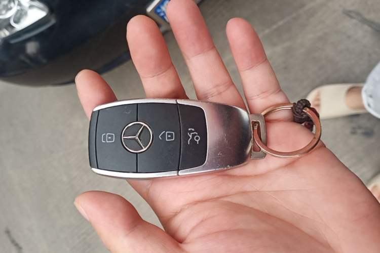 Used Mercedes-Benz C-Class 2020 C 260 L Sport Edition Vehicle Key