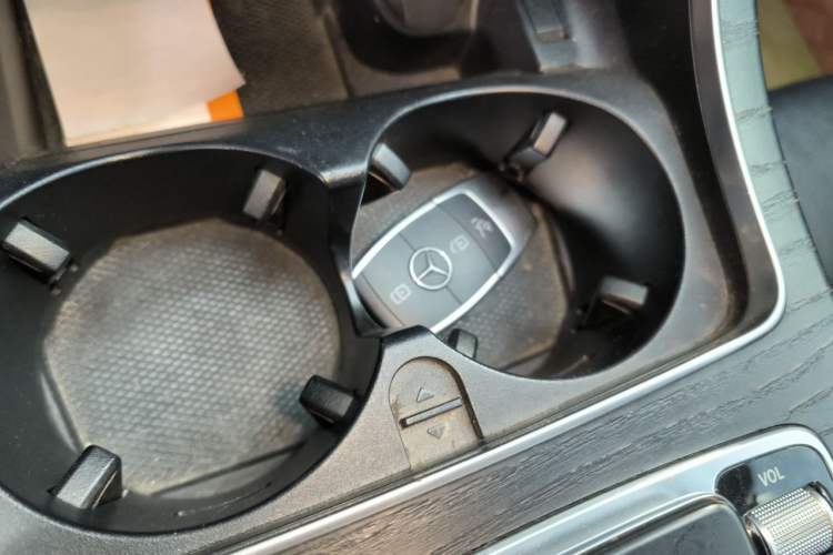 Used Mercedes-Benz C-Class 2020 C 200 L Fashion Edition Sport Version Vehicle Key