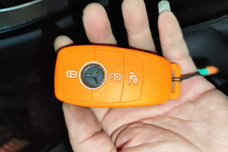 Used Mercedes-Benz C-Class 2020 C 260 L Sport Edition Vehicle Key