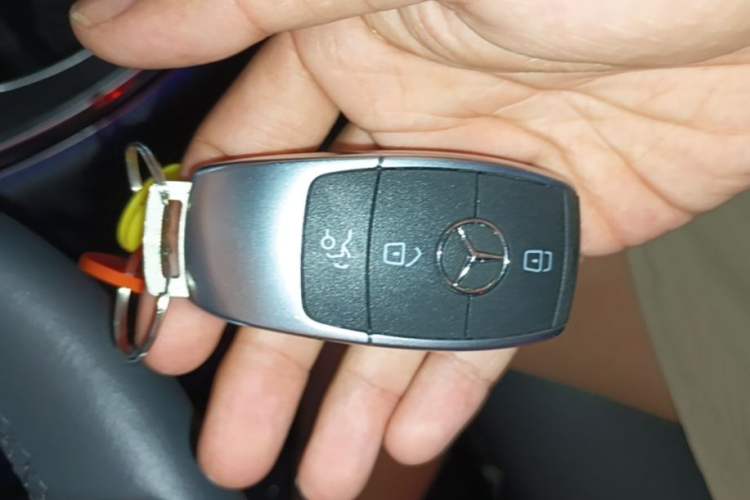 Used Mercedes-Benz C-Class 2020 Restyled C 260 L Sport Edition Vehicle Key
