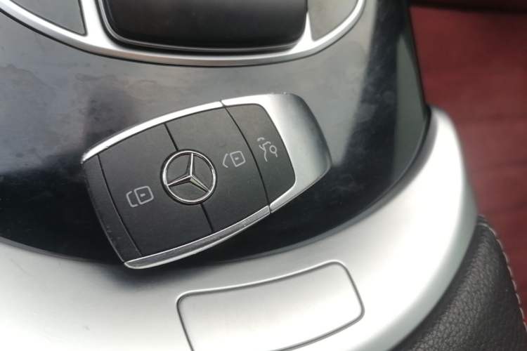 Used Mercedes-Benz C-Class 2020 C 260 Sport Edition Vehicle Key