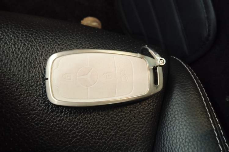Used Mercedes-Benz C-Class 2020 C 260 Coupe Vehicle Key