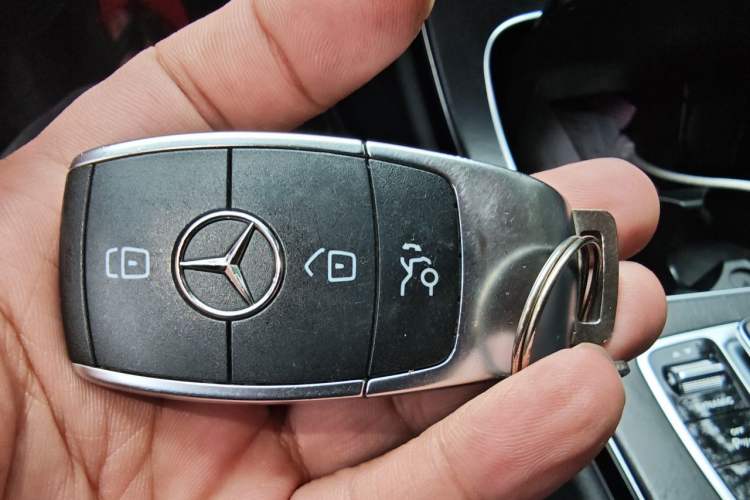 Used Mercedes-Benz C-Class 2020 Restyled C 200 L Dynamic Sports Edition Vehicle Key