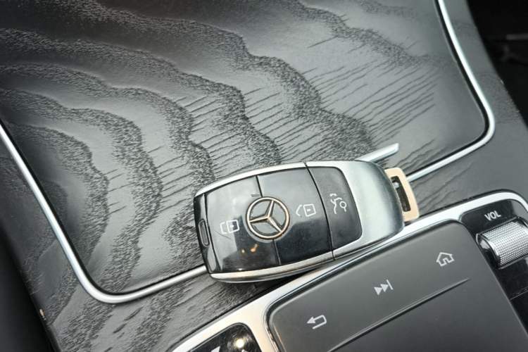 Used Mercedes-Benz C-Class 2020 C 260 L Sport Edition Vehicle Key