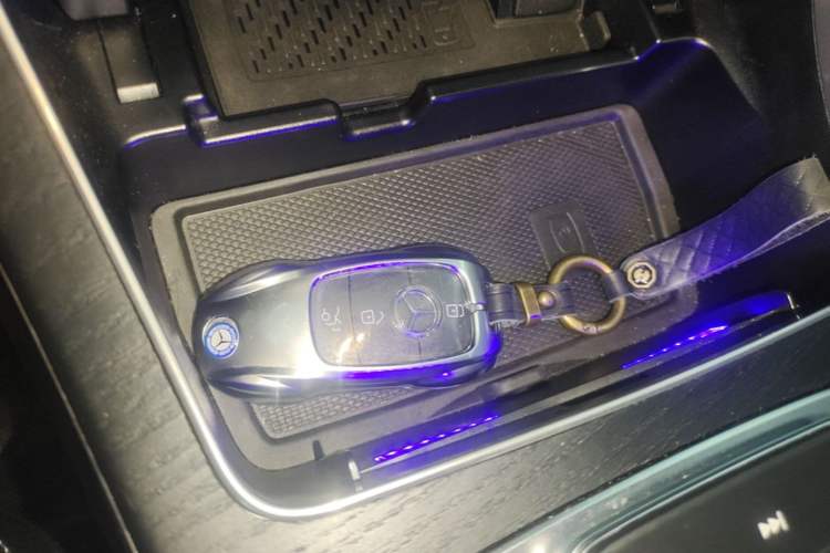 Used Mercedes-Benz C-Class 2020 Facelifted C 260 Estate Vehicle Key