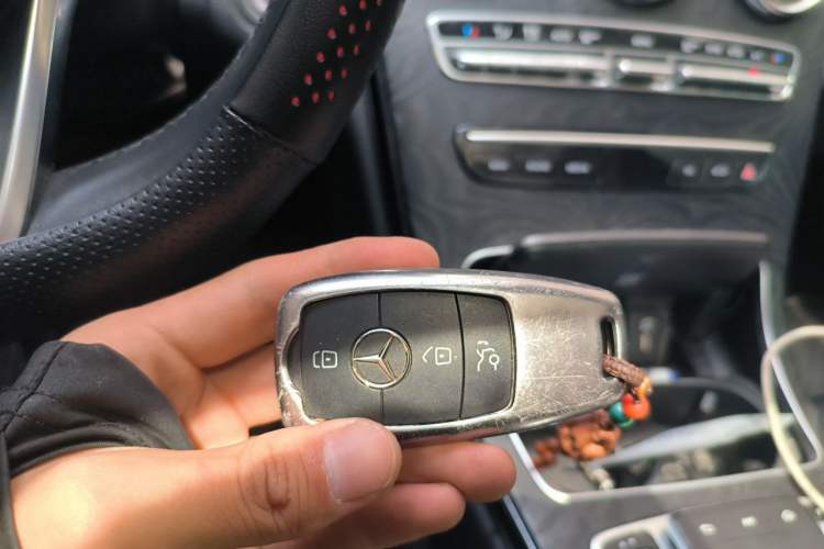 Used Mercedes-Benz C-Class 2020 C 260 L Sport Edition Vehicle Key