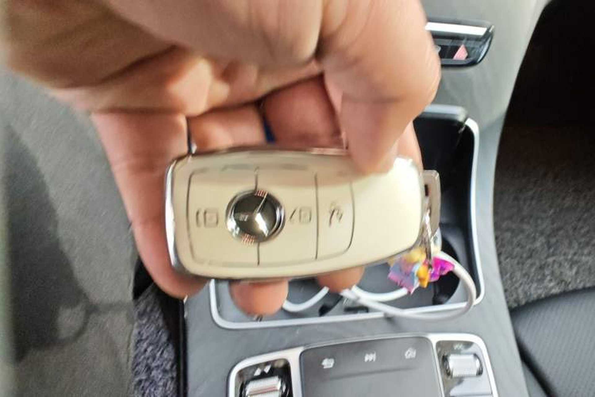 Used Mercedes-Benz C-Class 2020 Restyled C 260 L Sport Edition Vehicle Key