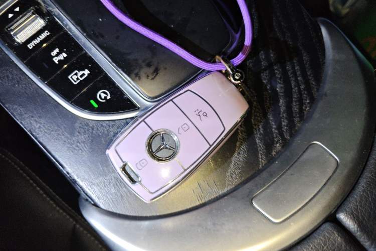 Used Mercedes-Benz C-Class 2020 Restyled C 200 L Fashion Edition Sport Version Vehicle Key
