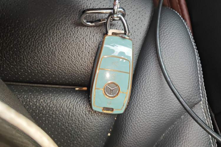 Used Mercedes-Benz C-Class 2020 C 260 L Sport Edition Vehicle Key