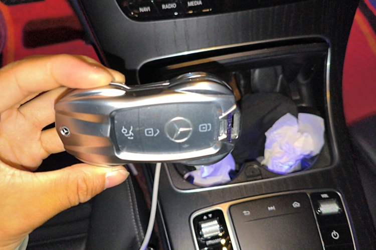 Used Mercedes-Benz C-Class 2020 Restyled C 200 L Fashion Edition Sport Version Vehicle Key