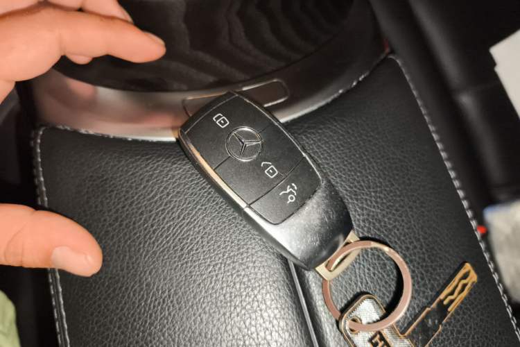 Used Mercedes-Benz C-Class 2020 C 260 L Sport Edition Vehicle Key
