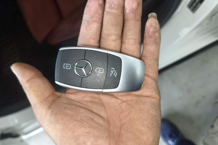 Used Mercedes-Benz C-Class 2020 C 260 Sport Edition Vehicle Key