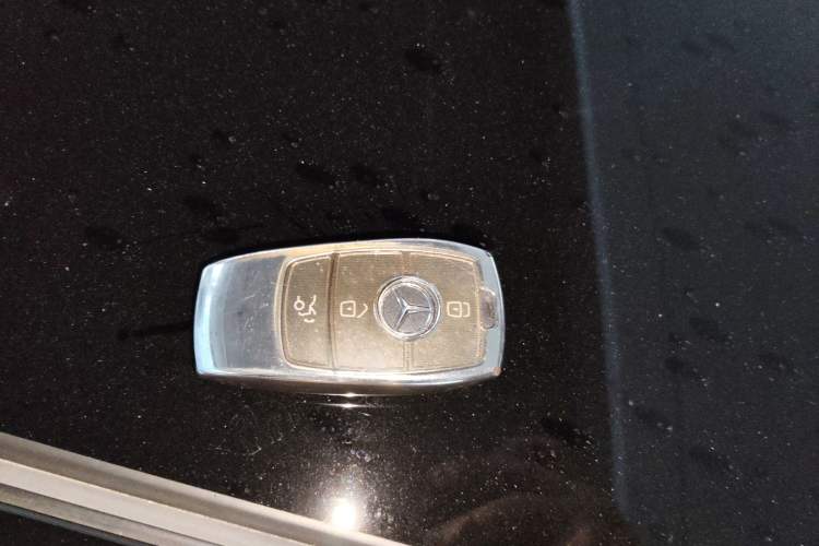 Used Mercedes-Benz C-Class 2020 C 260 L Sport Edition Vehicle Key