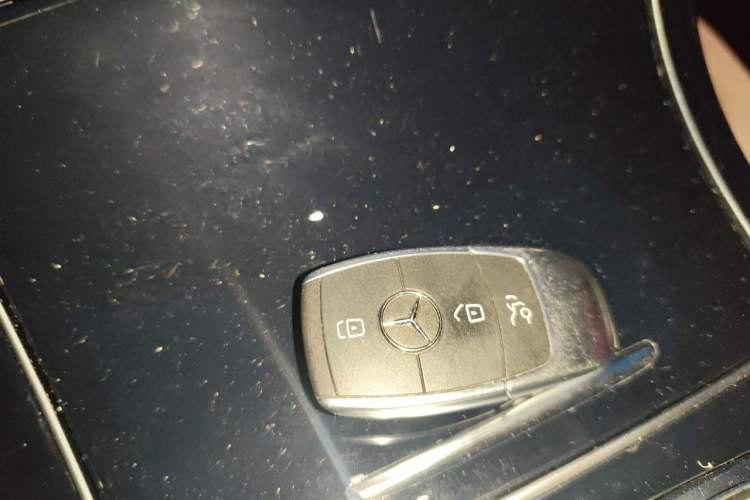 Used Mercedes-Benz C-Class 2020 Restyled C 260 Sport Edition Vehicle Key