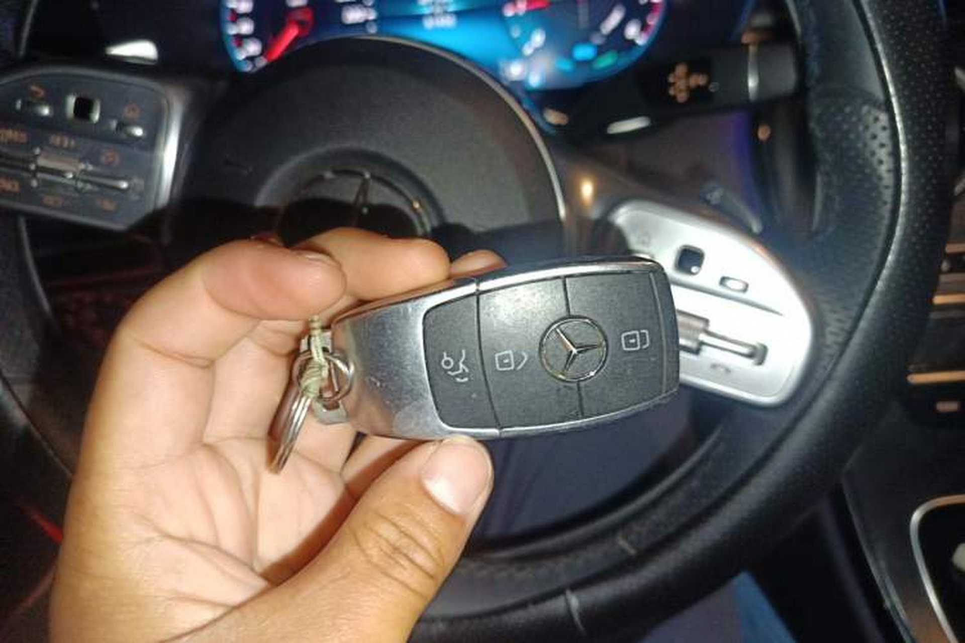 Used Mercedes-Benz C-Class 2020 Restyled C 260 L Sport Edition Vehicle Key