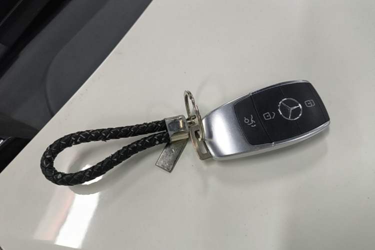 Used Mercedes-Benz C-Class 2020 Restyled C 200 L Fashion Edition Sport Version Vehicle Key