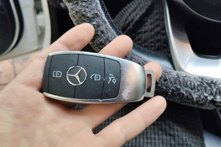 Used Mercedes-Benz C-Class 2020 C 200 L Fashion Edition Sport Version Vehicle Key