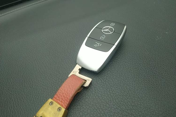 Used Mercedes-Benz C-Class 2020 Restyled C 200 L Fashion Edition Sport Version Vehicle Key