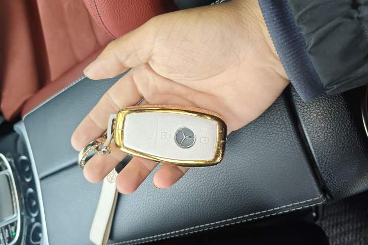Used Mercedes-Benz C-Class 2020 Restyled C 260 Sport Edition Vehicle Key