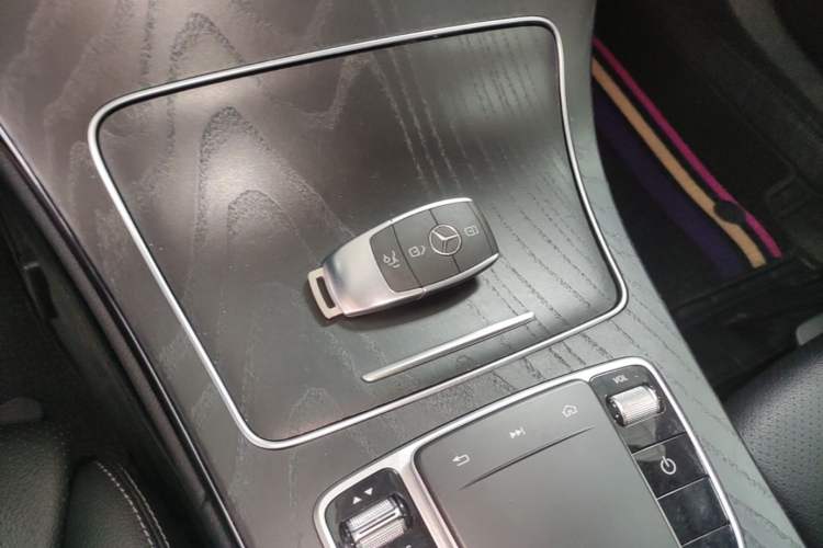 Used Mercedes-Benz C-Class 2020 Restyled C 260 L Sport Edition Vehicle Key