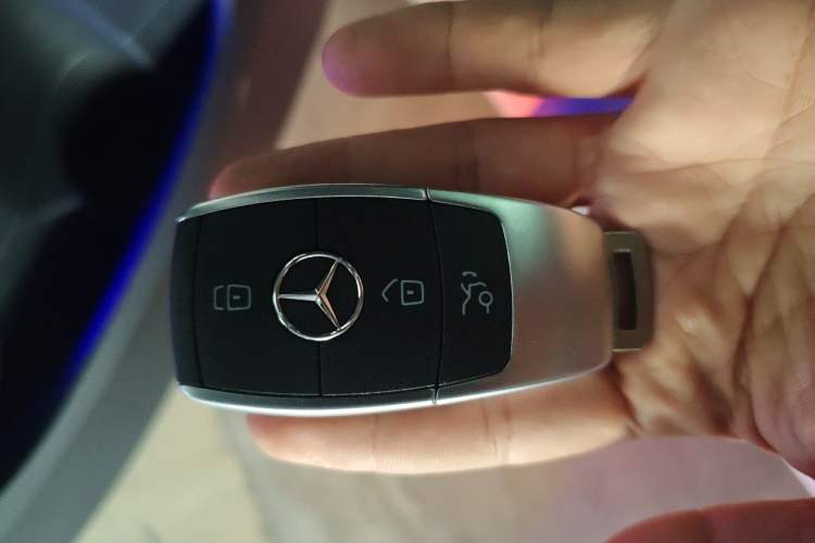 Used Mercedes-Benz C-Class 2020 C 200 L Fashion Edition Sport Version Vehicle Key
