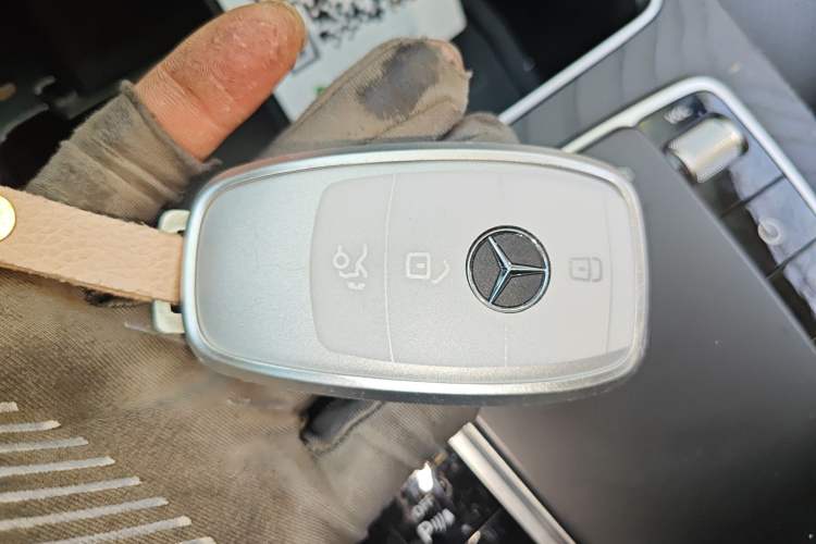 Used Mercedes-Benz C-Class 2020 C 260 L Sport Edition Vehicle Key