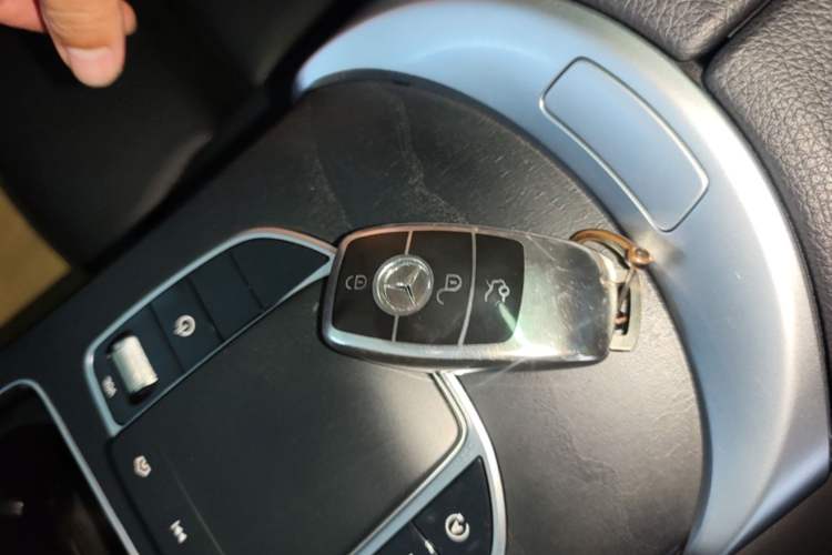 Used Mercedes-Benz C-Class 2020 Restyled C 200 L Fashion Edition Sport Version Vehicle Key