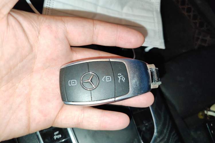 Used Mercedes-Benz C-Class 2020 Restyled C 260 L Sport Edition Vehicle Key