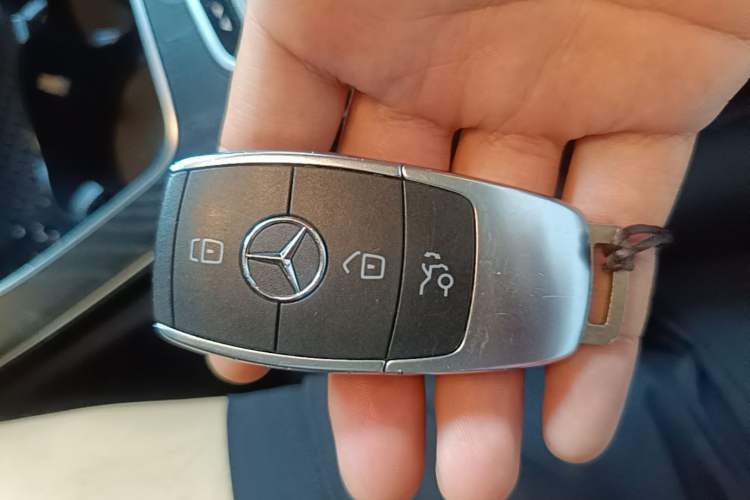 Used Mercedes-Benz C-Class 2020 Restyled C 260 L Sport Edition Vehicle Key
