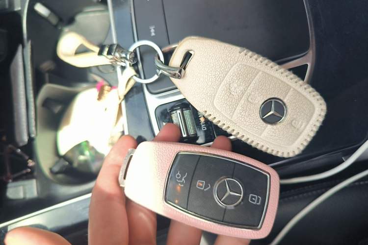 Used Mercedes-Benz C-Class 2020 Restyled C 260 Sport Edition Vehicle Key