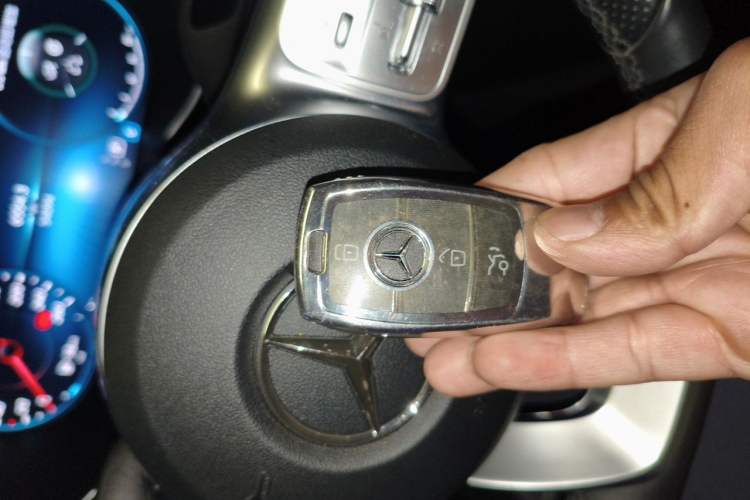 Used Mercedes-Benz C-Class 2020 C 260 Sport Edition Vehicle Key