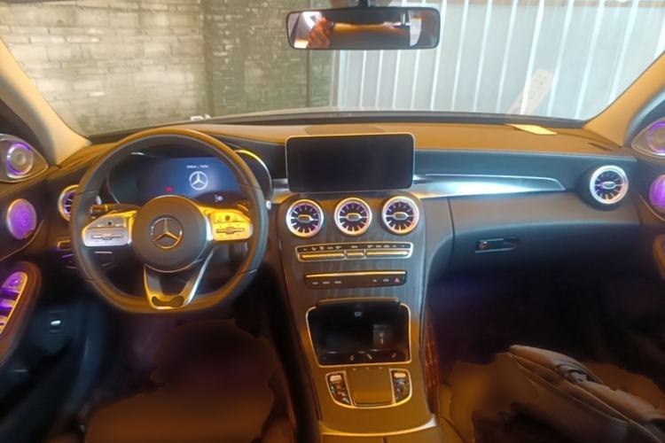 Used Mercedes-Benz C-Class 2021 C 260 L Sport Edition Center Console