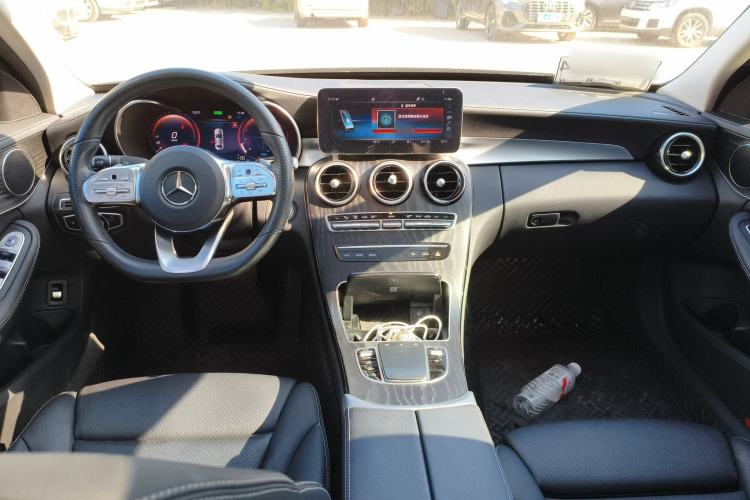 Used Mercedes-Benz C-Class 2021 C 260 L Sport Edition Center Console