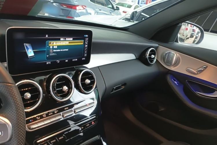 Used Mercedes-Benz C-Class 2021 C 260 Star Edition Center Console