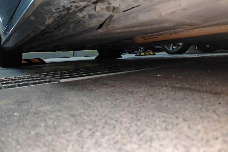 Used Mercedes-Benz C-Class 2021 C 200 L Fashion Edition Sport Version Chassis Front Right