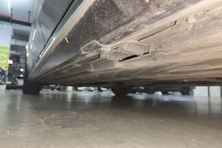 Used Mercedes-Benz C-Class 2021 C 260 L Sport Edition Chassis Rear Left