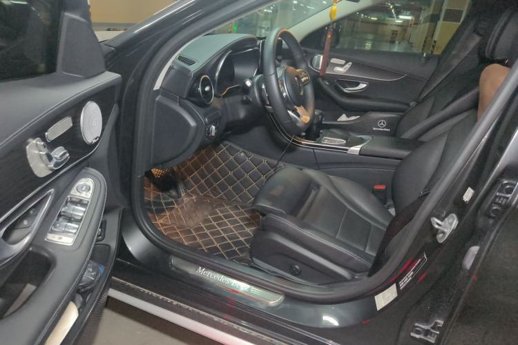 Used Mercedes-Benz C-Class 2021 C 260 L Sport Edition Star Collection Driver Seat