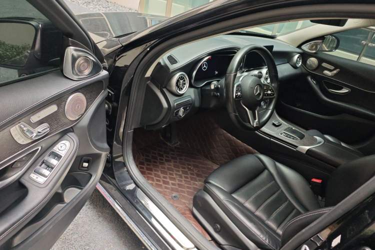 Used Mercedes-Benz C-Class 2021 C 260 L Driver Seat