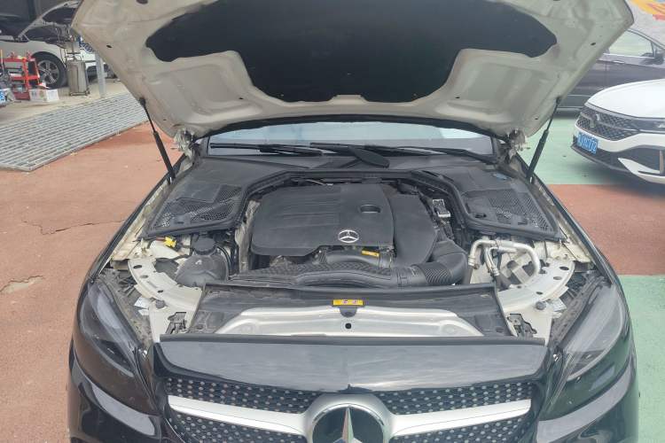 Used Mercedes-Benz C-Class 2021 C 200 Coupe Engine Bay