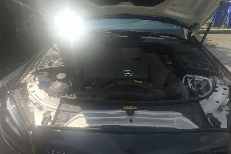 Used Mercedes-Benz C-Class 2021 C 200 Coupe Engine Bay