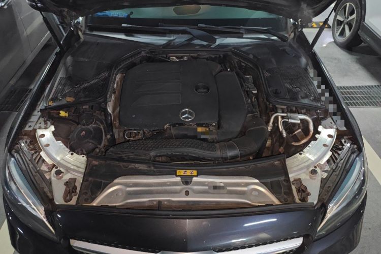 Used Mercedes-Benz C-Class 2021 C 200 L Fashion Edition Sport Version Engine Bay