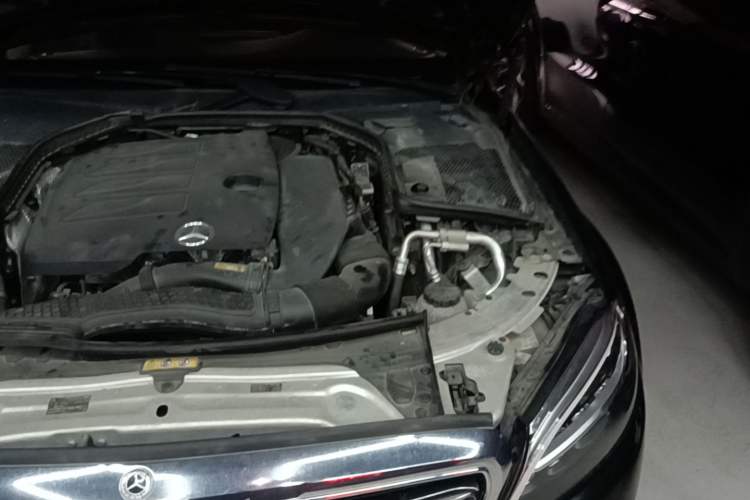 Used Mercedes-Benz C-Class 2021 C 260 L Engine Bay Left