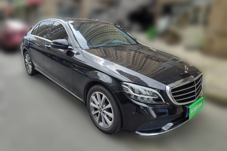 Used Mercedes-Benz C-Class 2021 C 260 L Front Right 45 Deg