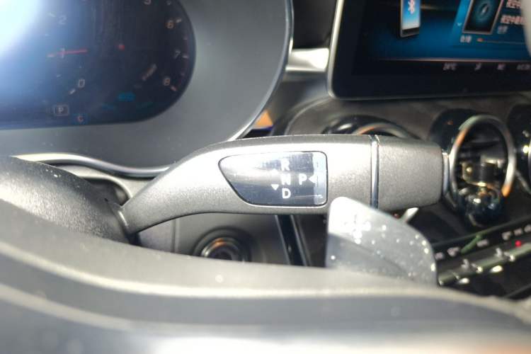 Used Mercedes-Benz C-Class 2021 C 260 L Sport Edition Star Collection Gear Lever