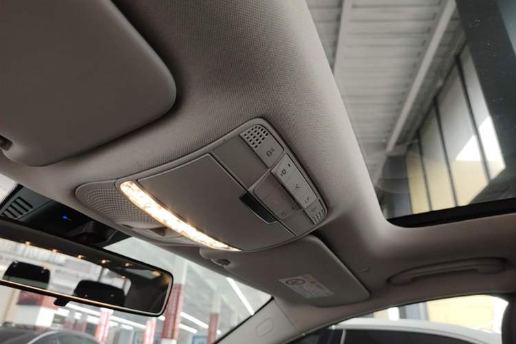 Used Mercedes-Benz C-Class 2021 C 260 L Sport Edition Headliner