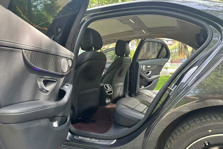 Used Mercedes-Benz C-Class 2021 C 260 L Sport Edition Star Collection Interior 3